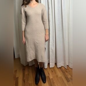 Vintage Newport News lambswool Angora v-neck quarter sleeve midi sweater dress